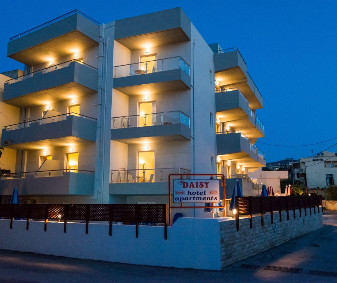 Daisy Hotel Apartments Rethimnon Buitenkant foto